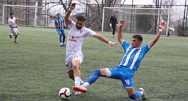 Acıbademspor yoluna kayıpsız devam ediyor