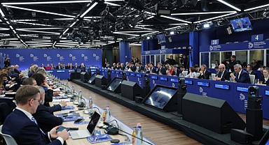 Cumhurbaşkanı Erdoğan, Avrupa Siyasi Topluluğu Zirvesi’ne katıldı