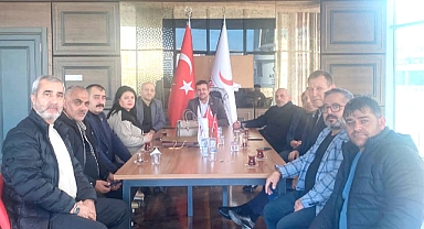 Küçükçekmece MHP'den Kızılay'a Ziyaret.
