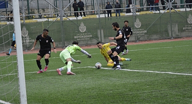 Küçükçekmece Sinop,Ayvalıkgücü Belediye yenişemedi.