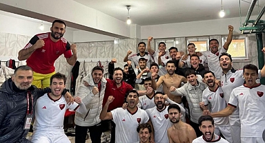 Lider Küçükçekmece İdman Yurdu , 3 puanı 3 golle aldı: 3-1