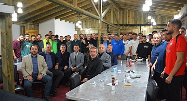 Mehmet Cem Özel'den Futbolculara Barbekü Partisi