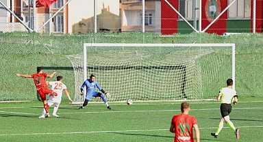 Nefesleri kesen maç berabere bitti:2-2