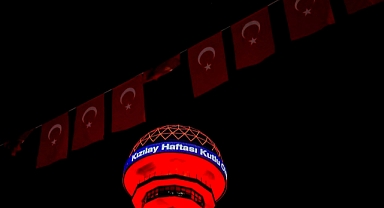 TÜRKİYE’NİN SEMBOL YAPILARI ,KIZILAY KIRMIZISI İLE IŞIKLANDIRILDI