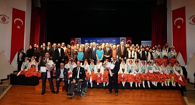 Yıldırım, Sizler geleceğimizi şekillendiren en kıymetli emanetçilerimizsiniz.