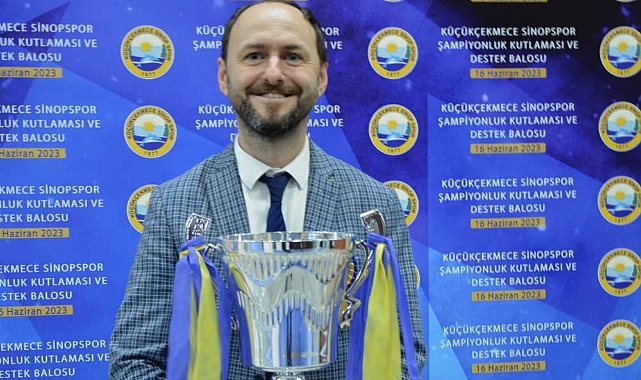 Kulüp Müdürü Recep Kelment görevinden ayrıldı.