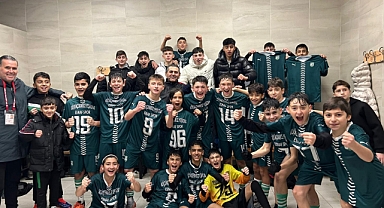 Yeşilova Esnafspor U14 Grup şampiyonu oldu