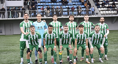 Zorlu maç Yeşilova Esnafspor 'un 1-0
