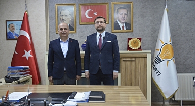 AK Parti Küçükçekmece'de Kongre Hazırlıkları Hız Kazandı