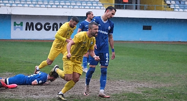 Küçükçekmece Sinop Spor'un Pazar keyfi : 3-1