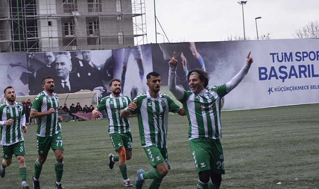 Lider Feriköy ikinci yarı gol yağdırdı