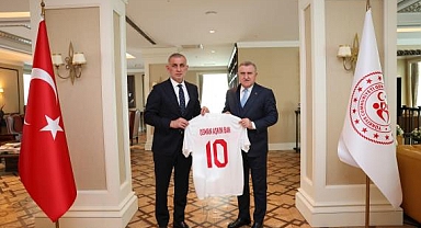 TFF Başkanı Hacıosmanoğlu'ndan Gençlik ve Spor Bakanı Bak'a Ziyaret