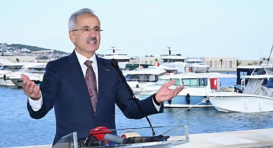 Türkiye’nin en büyük feribotlarının, Van Gölü’nde hizmet veriyor