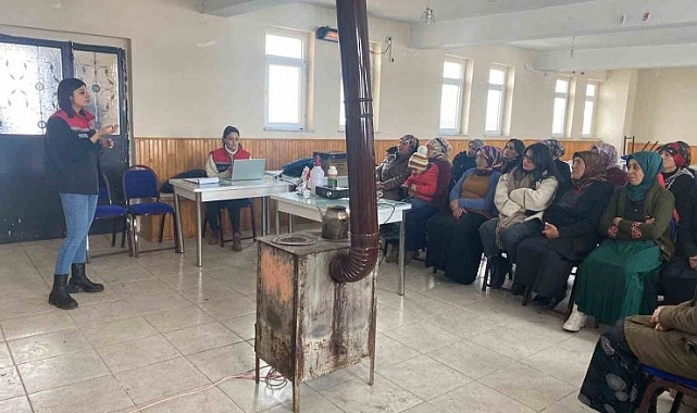 Arpaçay’da kadın çiftçiler hem öğreniyor hem güçleniyor