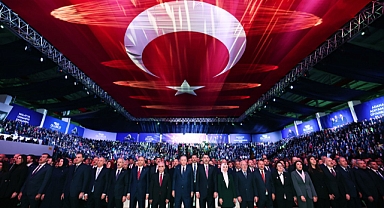 Cumhurbaşkanı Erdoğan,252 bin konut ve işyerimizi de hızlıca bitirip hak sahiplerine teslim edeceğiz. 