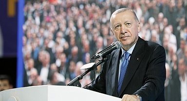 Cumhurbaşkanı Erdoğan,boş gündemlerle kendimizi meşgul edemeyiz