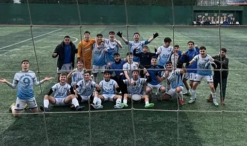 İstanbul Demirspor şampiyonluğunu ilan etti
