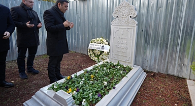 Kadir Topbaş’ı vefatının 4. yılında kabri başında anıldı.