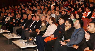 Küçükçekmece 'de ‘Afet Bilinçlendirme Paneli’ düzenledi