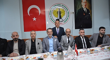 Küçükçekmece Malkara Derneği'nde Birlik ve Dayanışma Kahvaltısı Düzenlendi