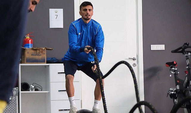 Küçükçekmece Sinopspor, 52 Orduspor hazırlıklarını sürdürdü.