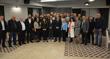 Cem Özel, Muhtarlar ve Kurum Müdürleriyle iftarda buluştu