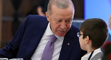 Cumhurbaşkanı Erdoğan, devlet himayesindeki çocuklarla iftar sofrasında bir araya geldi