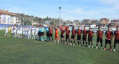 K.Çekmece İdman Yurdu Spor 2-0 önde götürdüğü maçı 3-2 kaybetti.