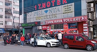 Küçükçekmece’de Nöbetçi Noter Krizi: Sefaköy’de Kuyruklar Sokağa Taştı!