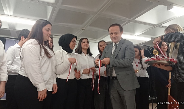 Küçükçekmece Dernekler Federasyonu Çanakkale Zaferi unutmadı.