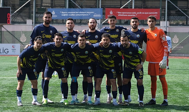 Küçükçekmece Sinopspor engelleri bir bir aşıyor.