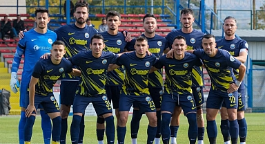 Küçükçekmece Sinopspor Liderin ensesinde