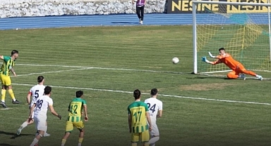 Osmaniyespor 'dan Küçükçekmece Sinopspor'a çelme