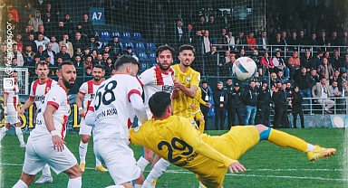 Hazarhan Karaca yazdı, Küçükçekmece Sinopspor uzatmada turladı.