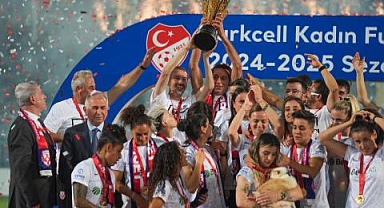 Ankara B.B. Fomget G.S.K., Şampiyonluk Kupasını Aldı