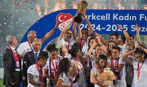 Ankara B.B. Fomget G.S.K., Şampiyonluk Kupasını Aldı