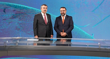 Bakan Tekin, 2024-2025 dönemiyle birlikte Türkiye'de de beceri odaklı bir eğitime geçiş yapıldığını anlattı.