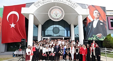 Başkan Balcıoğlu, TÜRAM Lisesi'nin 19 Mayıs Etkinliklerine Katıldı