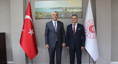Berktaş, benzersiz e-ticaret projelerini Ticaret Bakanı Ömer Bolat'a sundu