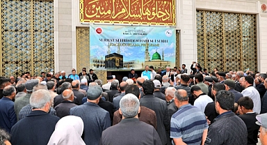 Kars’ta Hacı Adayları Dualarla Uğurlandı