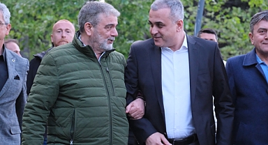 Küçükçekmece Kaymakamı Mustafa Anteplioğlu'ndan Küçükçekmece Sinopspor'a Tebrik Ziyareti