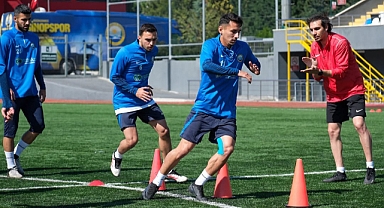 Küçükçekmece Sinop spor, Ayvalıkgücü spor hazırlıklarını tamamladı! Maç saatini beklemeye başladı