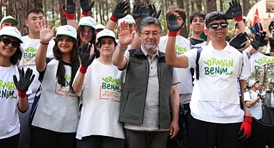 Tarım ve Orman Bakanı İbrahim Yumaklı, İzmir Valiliği ziyaret etti.
