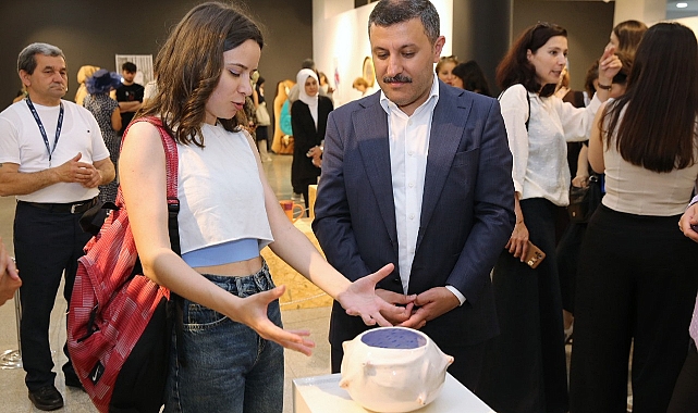 Zıtlık’ sergisi Galeri Cennet’te kapılarını araladı.