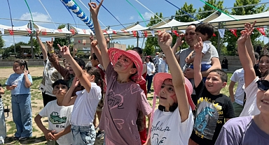 Arnavutköy'de bayram sevincini ilçe genelinde yaşadı.