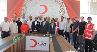 Av. Mustafa Umut Yalçın'dan Küçükçekmece Kızılay'a Ziyaret: 