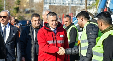 Esenyurt Belediyesi, Kurban Bayramı öncesi ikramiye ödemesi yaptı.