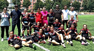  İdman Yurdu Genç kızları şampiyon