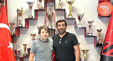 İdmanyurduspor, Murat Şenvardar ile devam dedi