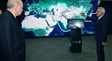 Kalkınma Yolu'yla jeopolitik imkânlarımızı kapsamlı bir ekonomik avantaja dönüştüreceğiz”